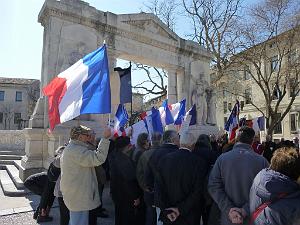 2012 03 10 NIMES MANIF CONTRE COLLOQUE DU FLN (38) PAR GV